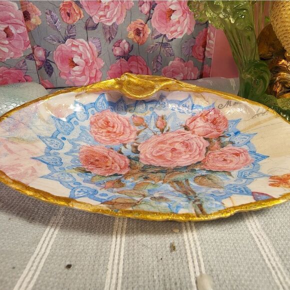 DECOUPAGE CLAM SHELL DECOUPAGE FLOWERS TRINKET DISH - Picture 6 of 10